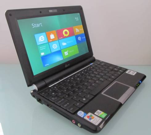 Asus Eee PC 1000H with Windows 8